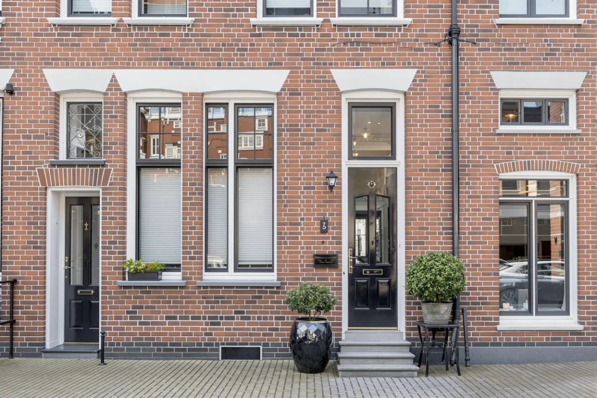 Maison résidentielle rénovée avec châssis performants en Brabant wallon